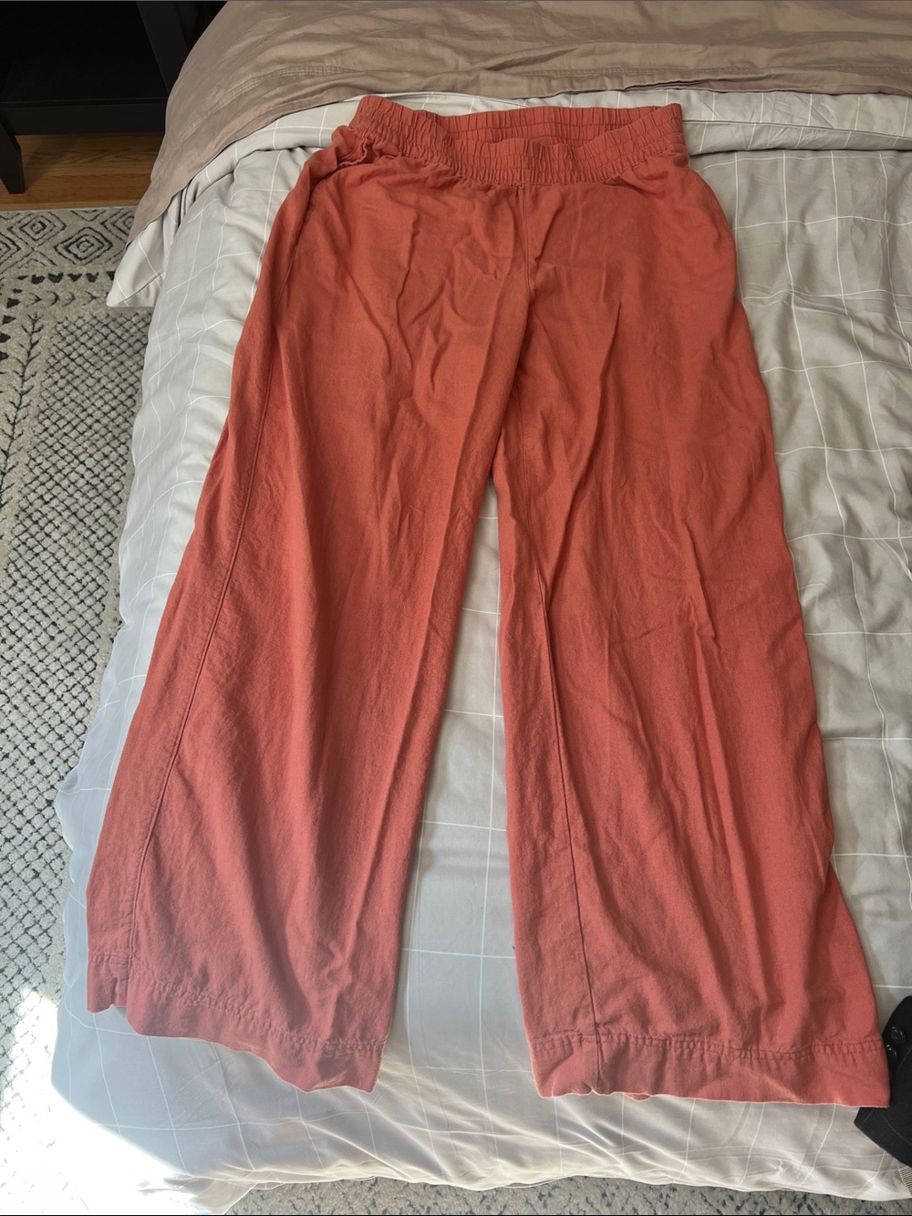 Women's Wide-Leg High Rise Linen Pants - Salmon Color